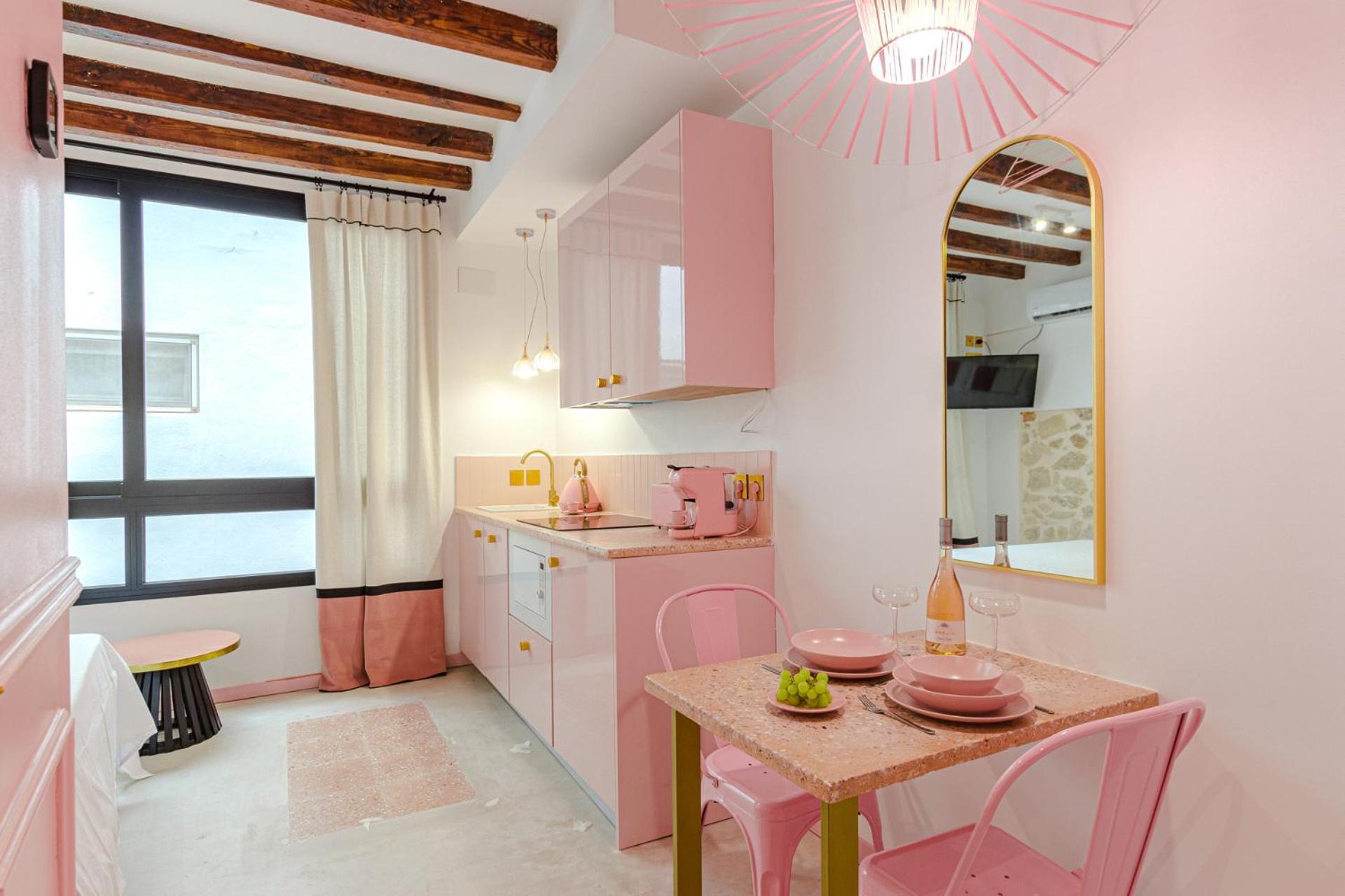 Glamorous Pink Studio In City Center Alicante Exterior photo